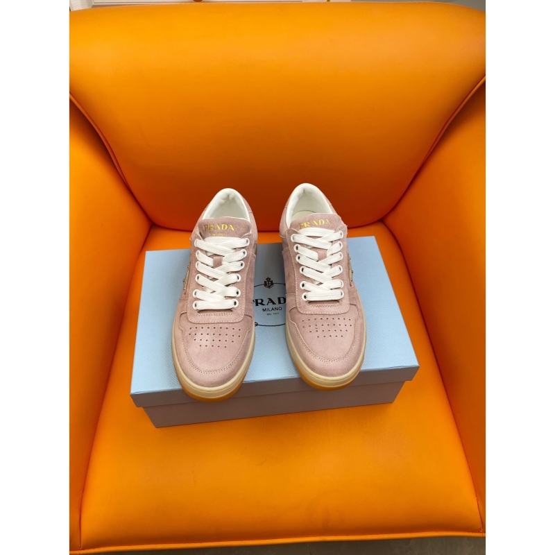 Pra*a casual shoes
